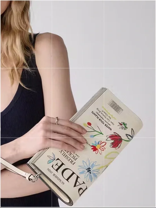 💐Kate Spade Floral Magazine Clutch — Cream with Multicolor Blooms 💐 - Picture 12 of 16